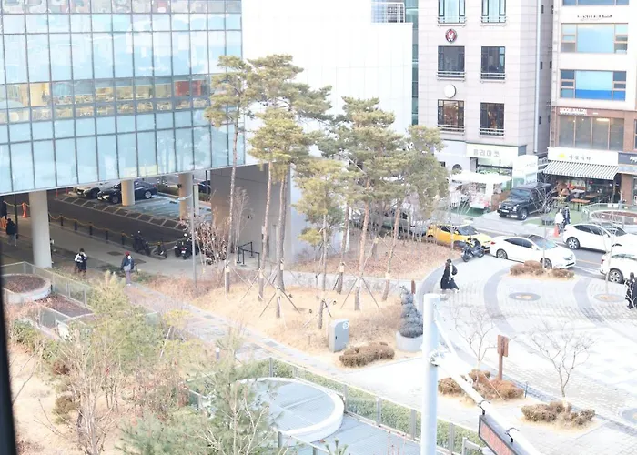 스위트 아파트 *